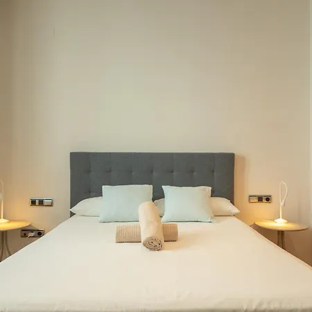 La Maestranza Charming One Or Two Bedrooms Apartments By Ocityzen Seville Exterior photo