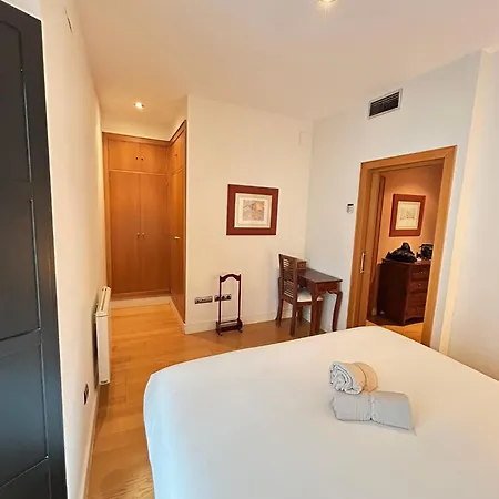 La Maestranza Charming One Or Two Bedrooms Apartments By Ocityzen Seville Exterior photo