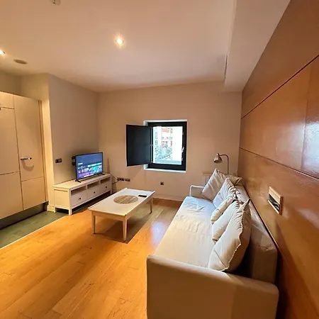 La Maestranza Charming One Or Two Bedrooms Apartments By Ocityzen Seville Exterior photo