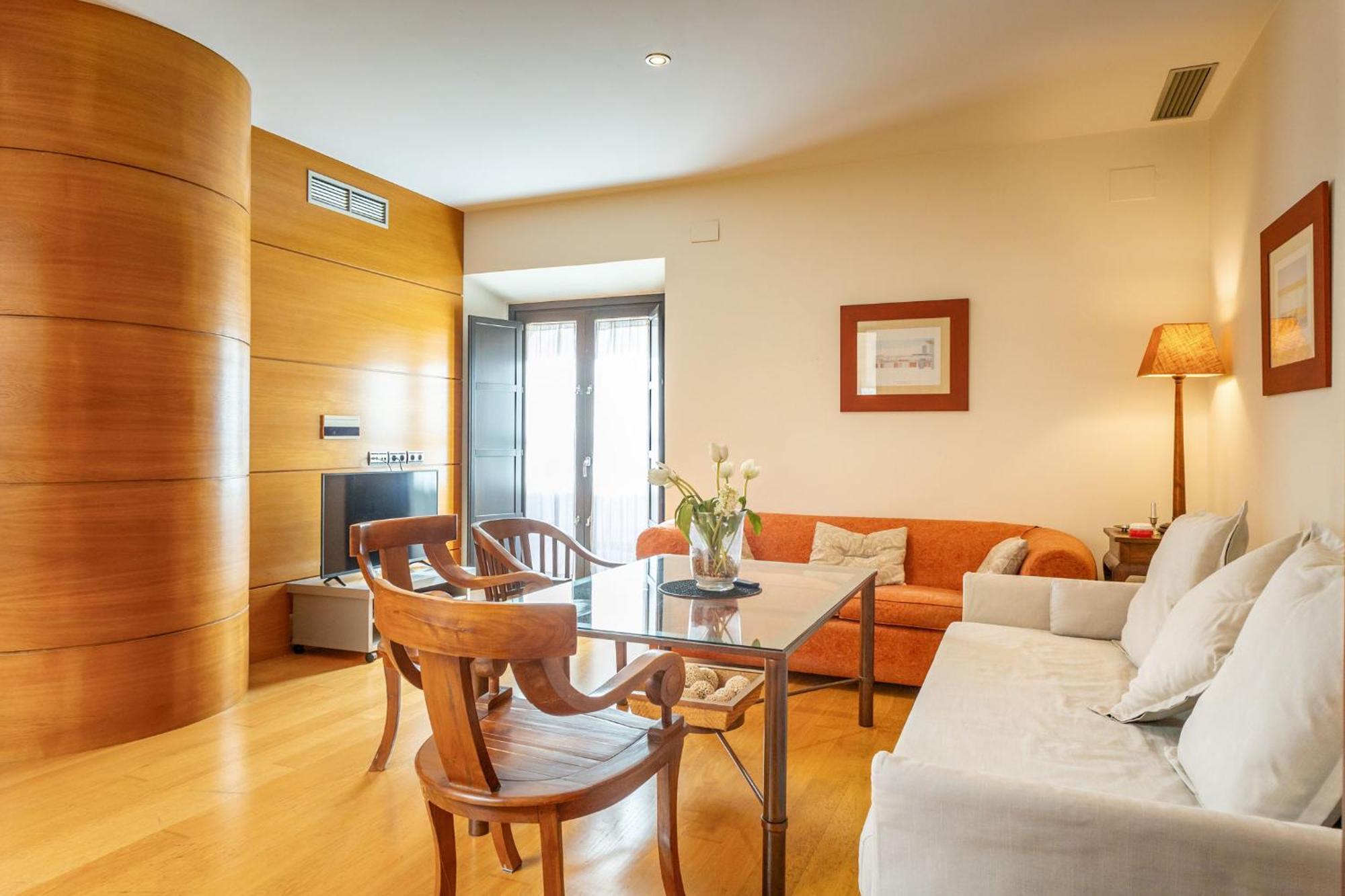 Apartment La Maestranza Charming One Or Two Bedrooms By Ocityzen