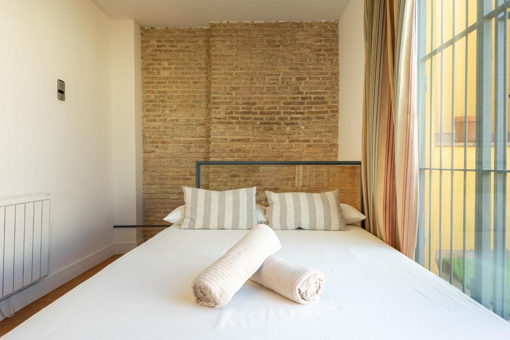 Apartment La Maestranza Charming One Or Two Bedrooms By Ocityzen